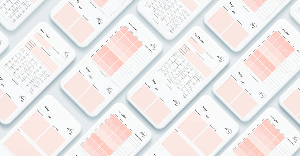 Plantillas digitales blancas y rosas para tracker de hábitos y planificador semanal en varios teléfonos móviles