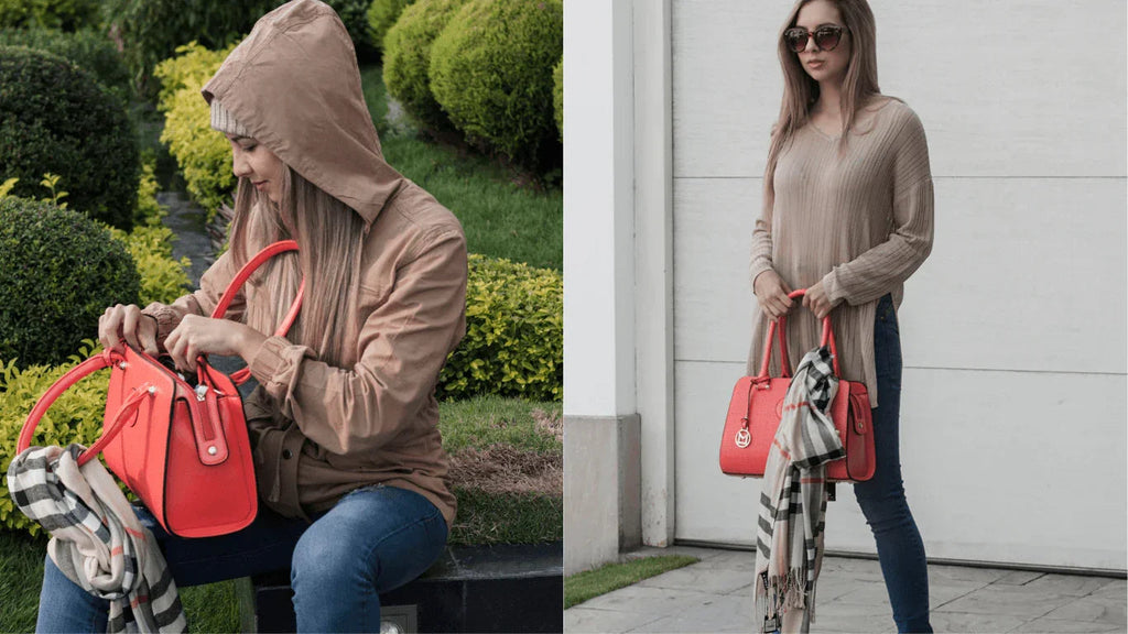 Mujer con bolso rojo y bufanda a cuadros en exteriores con suéter beige y jeans azules